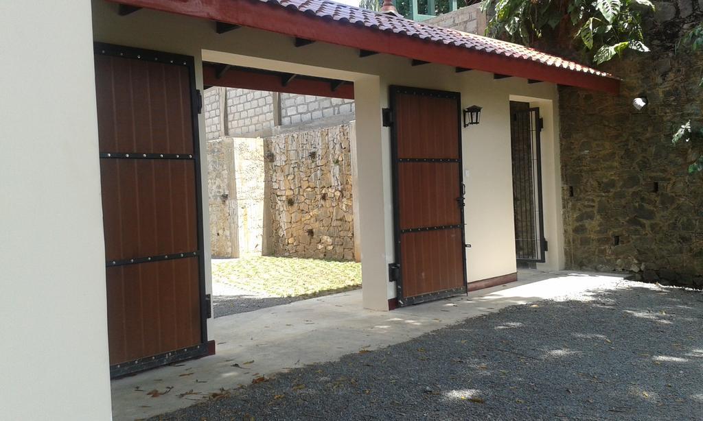 The Buena Vista Kandy Ngoại thất bức ảnh